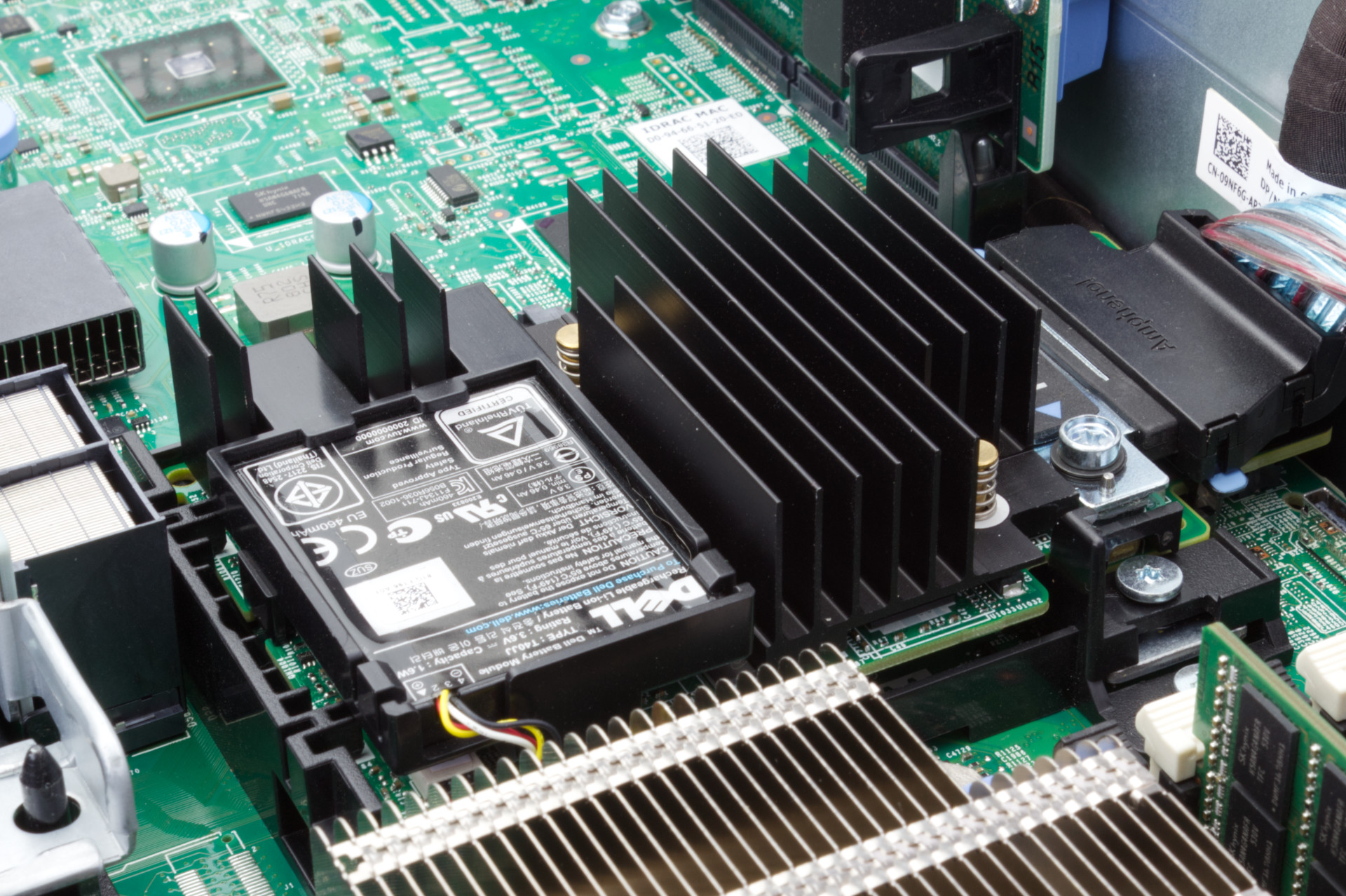 Mini PERC řadič, nutno využít kratšího riseru 1